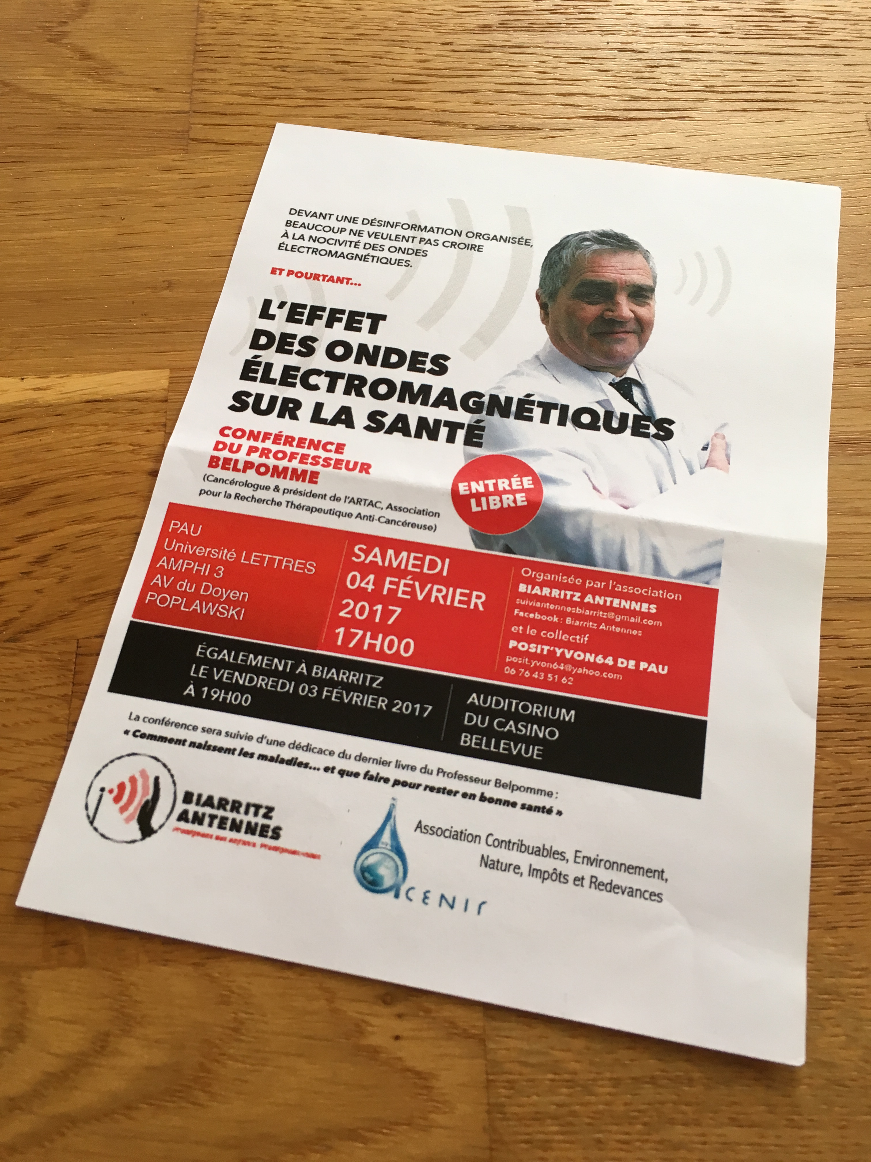 Téléphones portable et électro-hypersensibilité - Conférence du Professeur Belpomme dans les Pyrénées Atlantiques